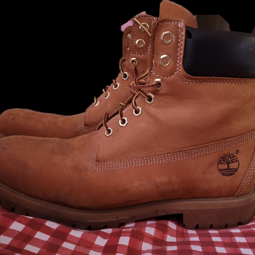 Size 12 Timberland worn TWICE 20$ off